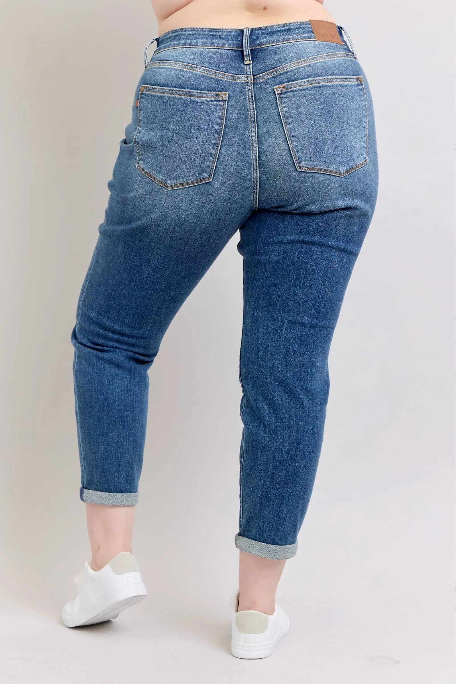 Mid Rise Vintage Wash Boyfriend