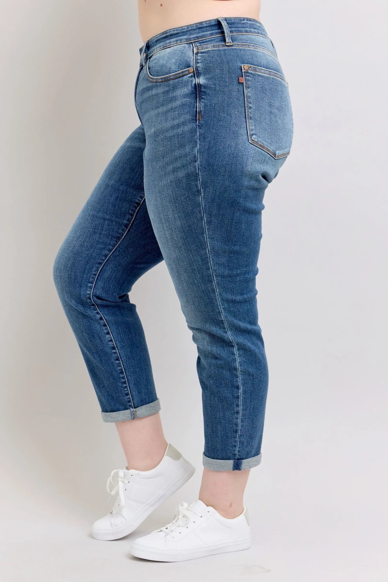 Mid Rise Vintage Wash Boyfriend