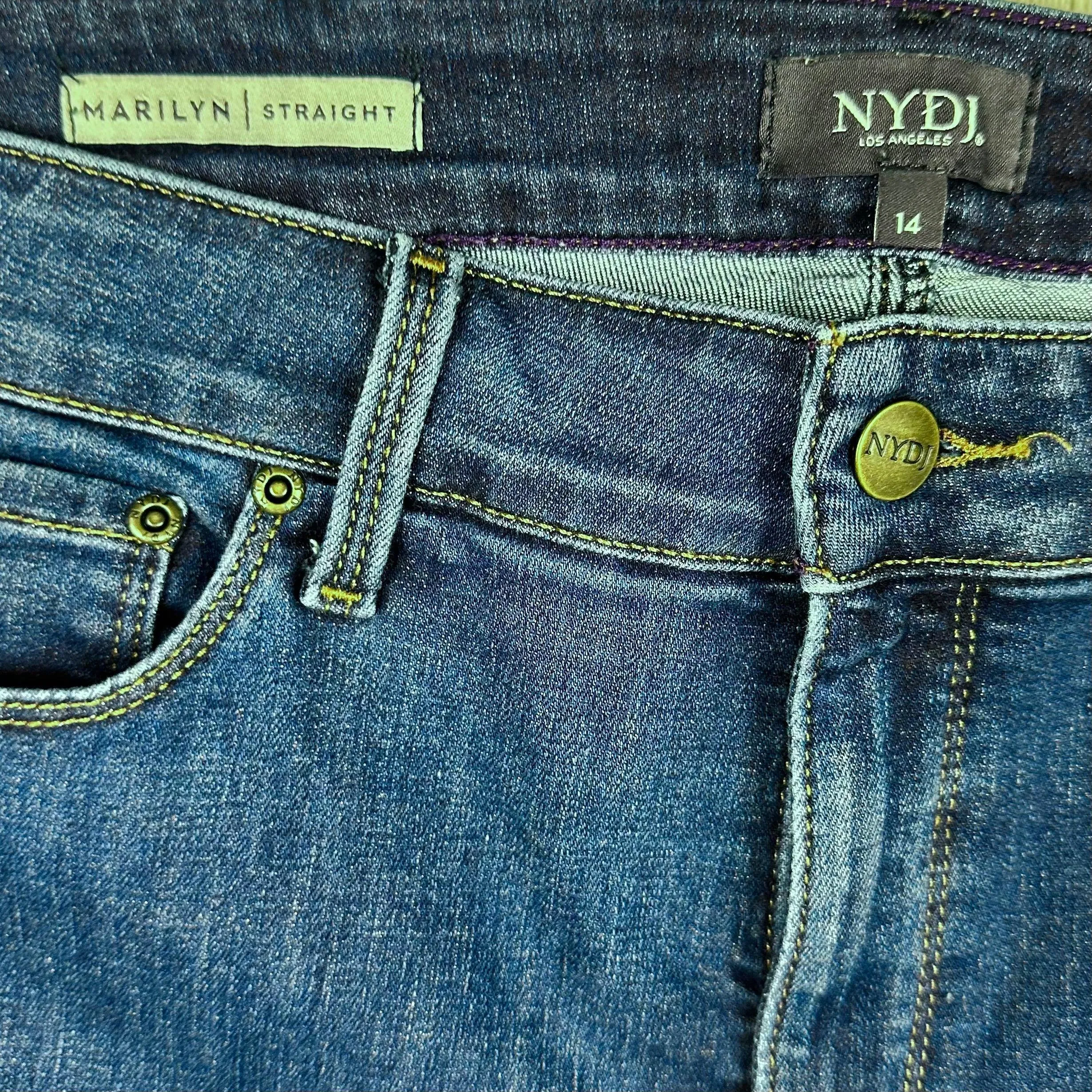 NYDJ - 'Lift & Tuck' MARILYN Straight Leg Jeans -Size 14US suit 18AU