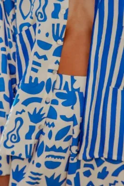 PEGGY SHIRT / GEO PRINT
