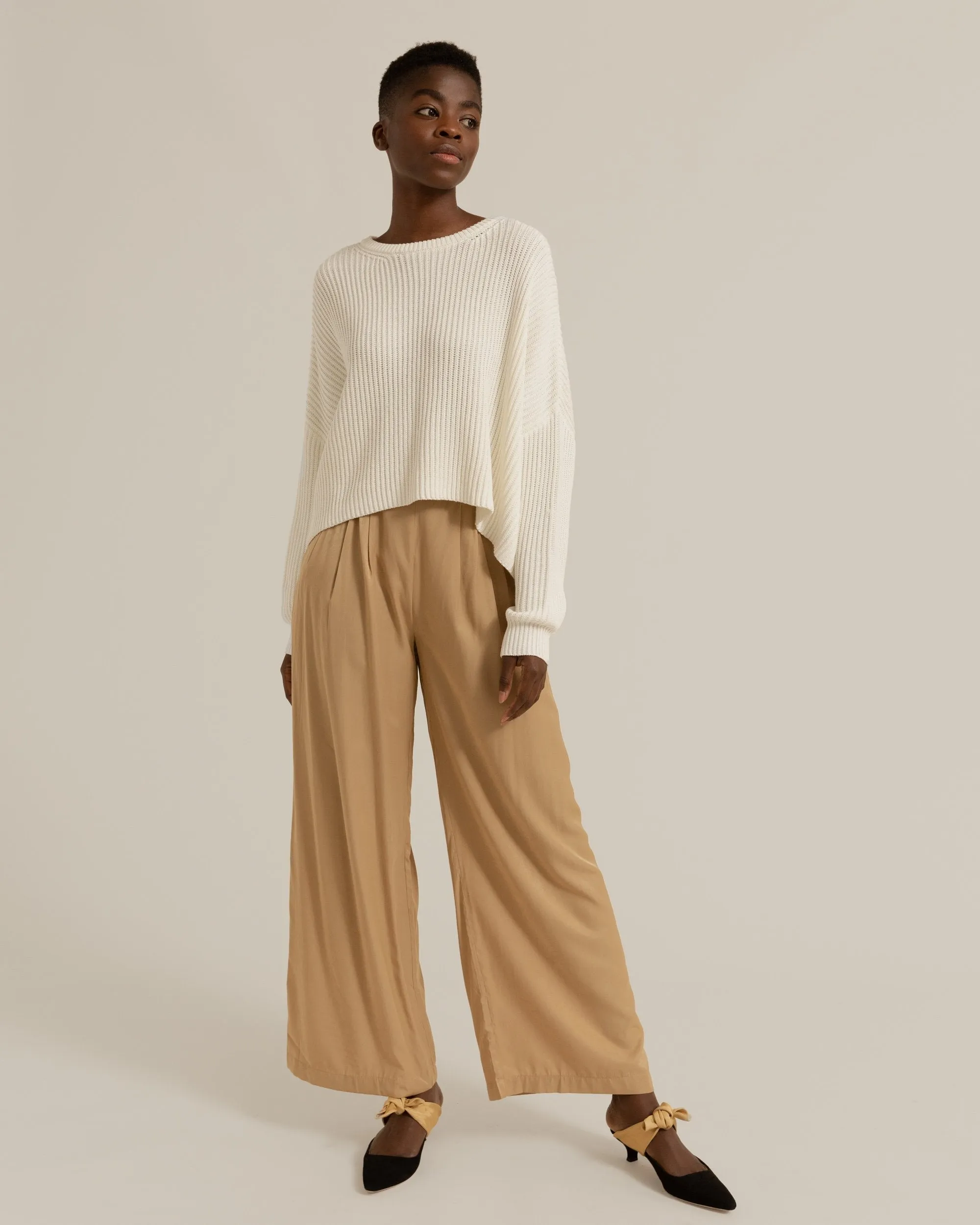 Saya Cropped Crew Neck Sweater