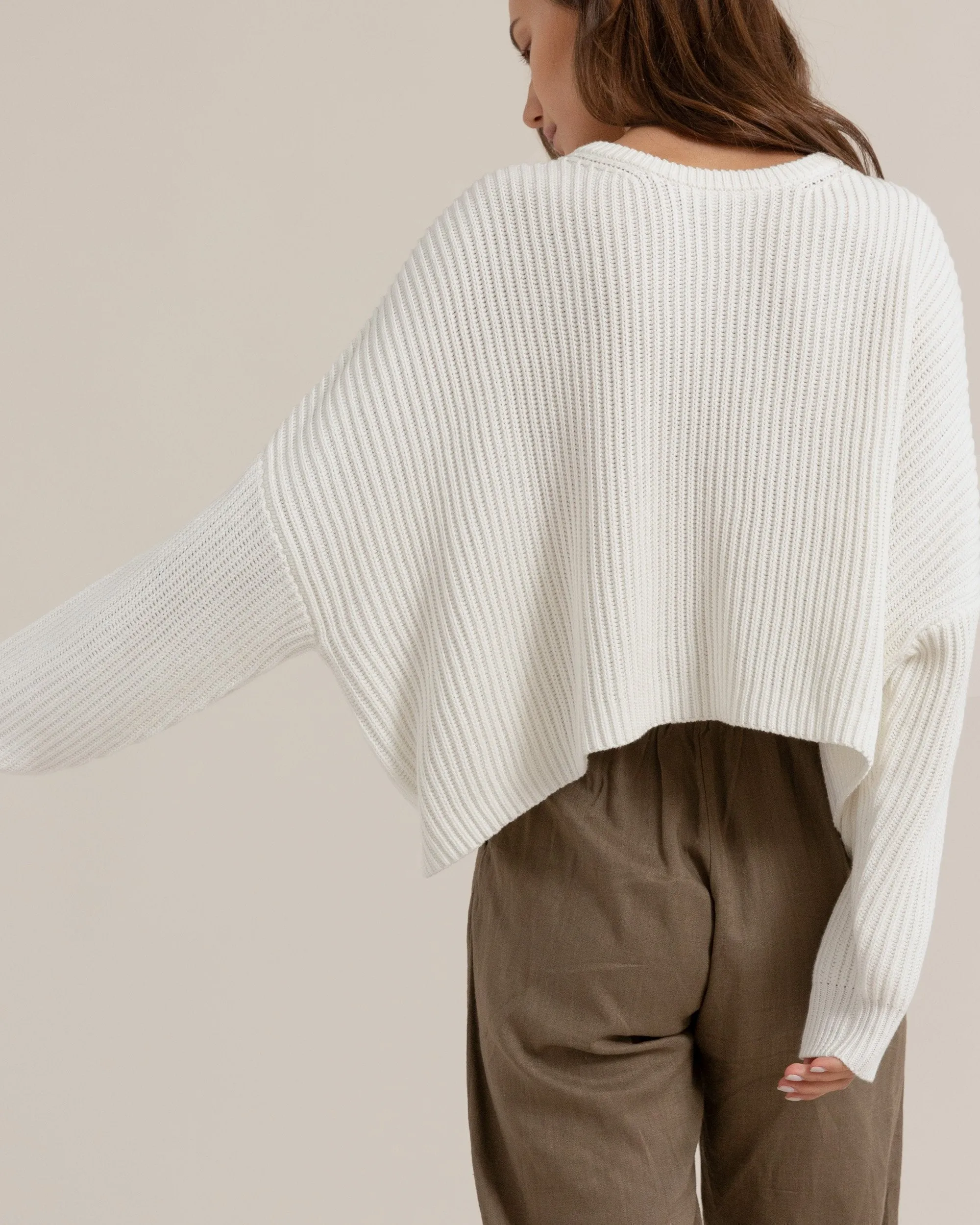 Saya Cropped Crew Neck Sweater
